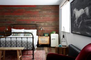 Artist Residence Brighton - Dining Options