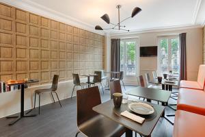 Avama Prony Hotel - Room Amenities and Features