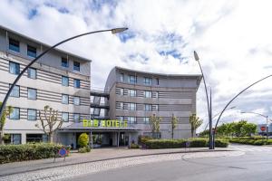 B&B HOTEL Calais Terminal City Europe 4 Stars - Amenities and Services