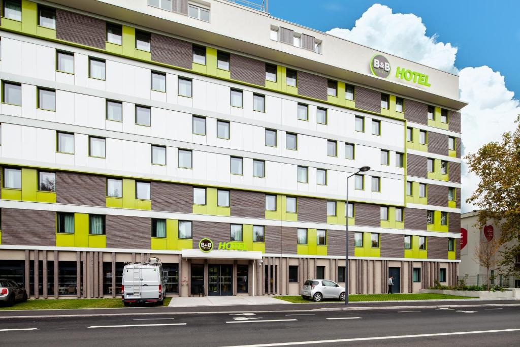 B&B HOTEL Paris Meudon Vélizy - Key Amenities and Facilities