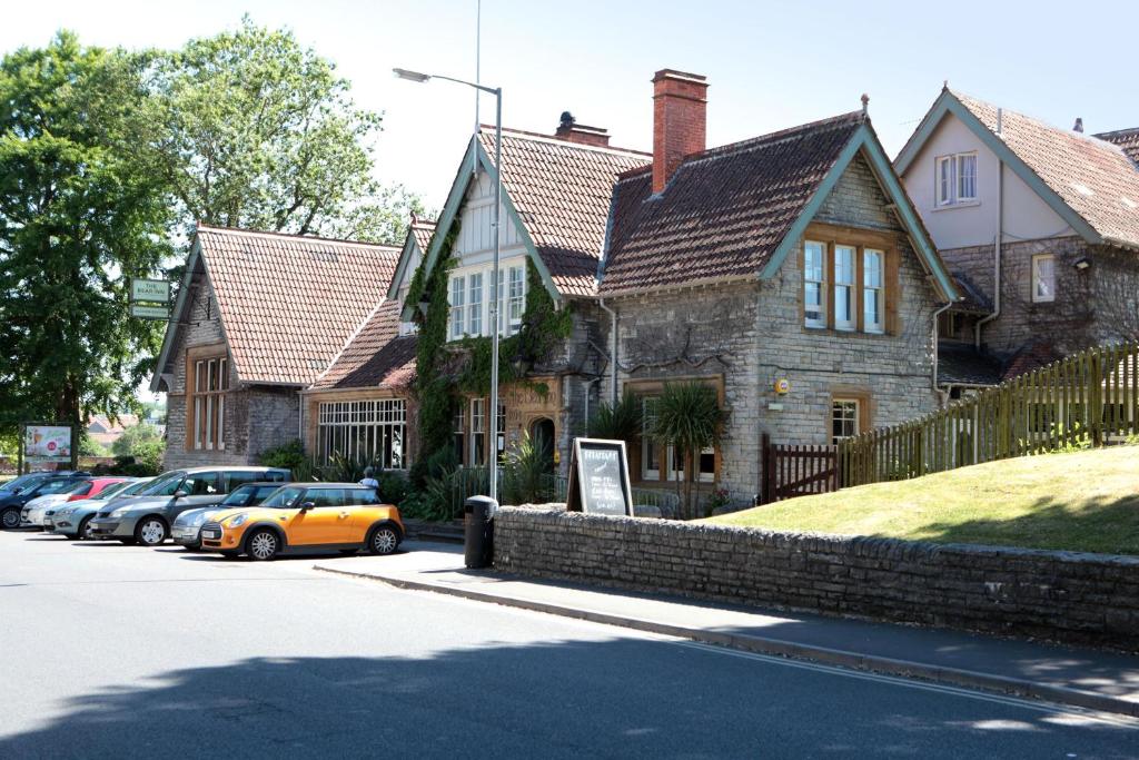 Bear Inn, Somerset by Marstons Inns - Dining Experiences