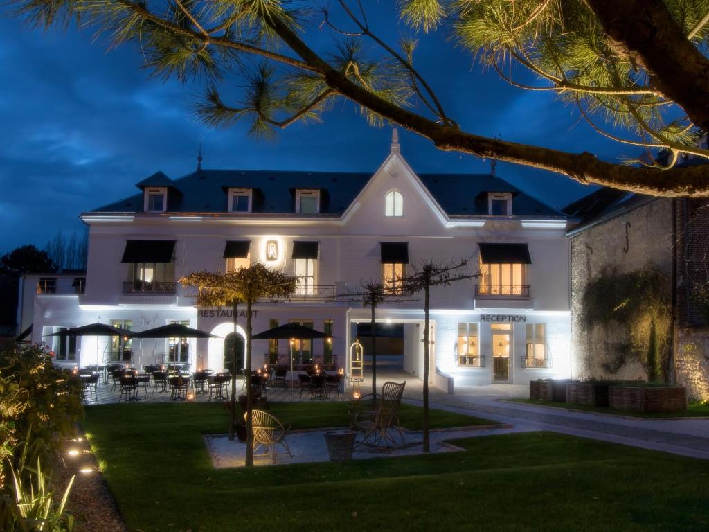 Bel Ami Hotel-Restaurant - Local Attractions and Activities