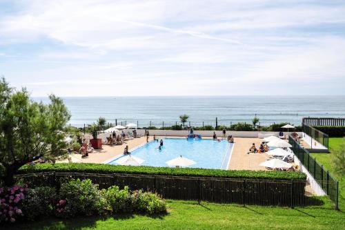 Belambra Clubs Anglet - The Chamber of Love - Outdoor Pools and Panoramic Vistas