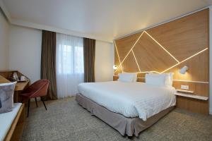 Best Western Plus Paris Meudon Ermitage - Hotel Amenities