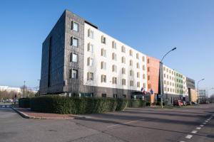 Best Western Plus Paris Velizy - Dining Options Available
