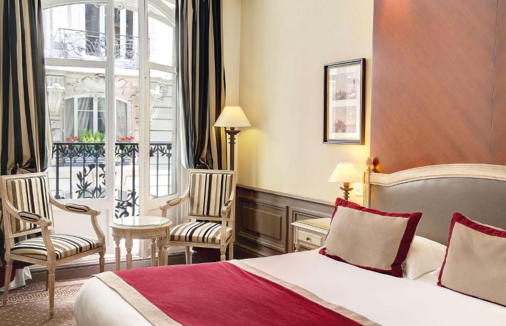 Best Western Premier Trocadero La Tour - Location and Guest Experience