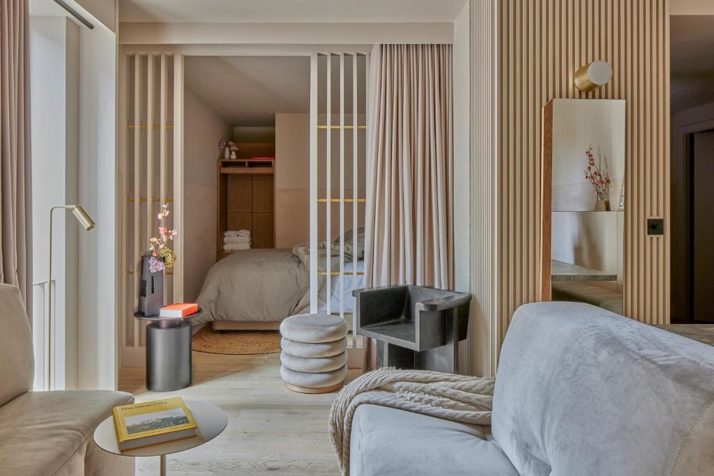 Buckle Street Studios by Locke, Aldgate - Amenities and Features