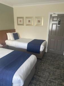 Caledonian Hotel - Policies and Check-in/Out