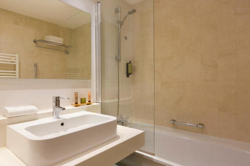 Citadines Opéra Paris - Accommodation Features