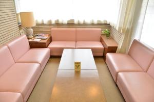 City Pension Zem - Hotel Overview