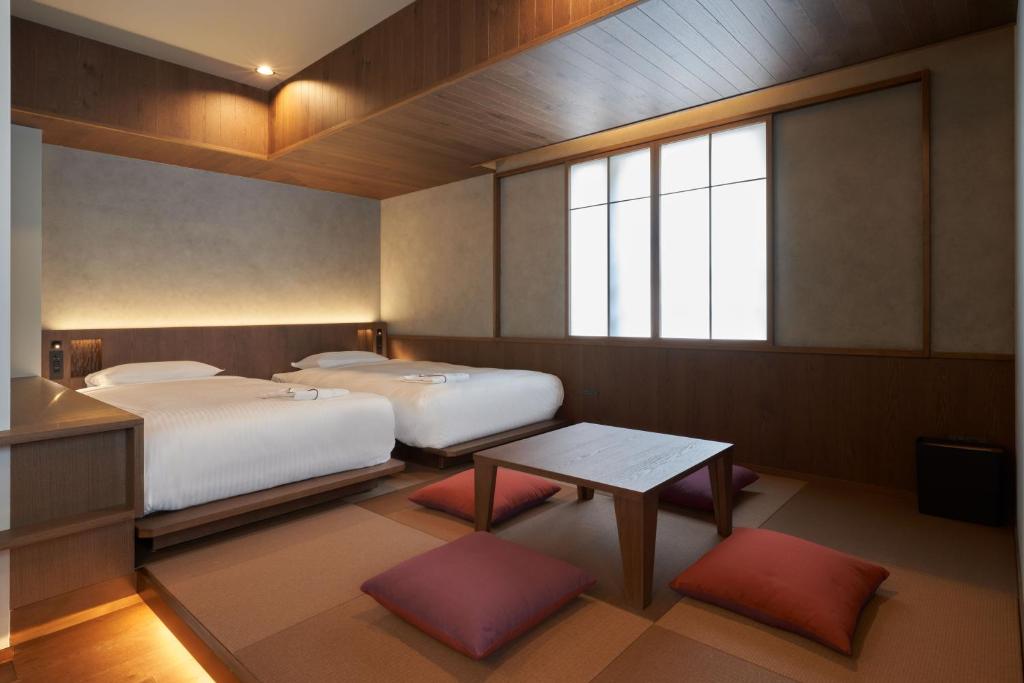 COCOSHUKU AKASAKA Premium - Modern Amenities and Comforts