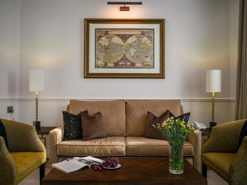 Collingham Serviced Apartments - Key Facilities and Services