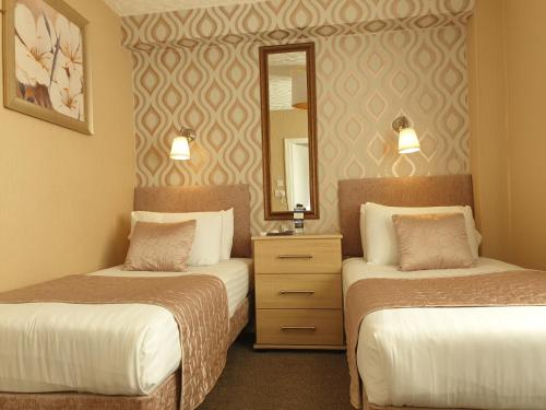 Corona Blackpool - Dining Options and Experiences