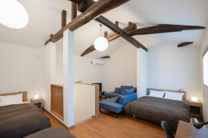 Coto Hotel Review: Comfort and Convenience - Guest Reviews and Ratings