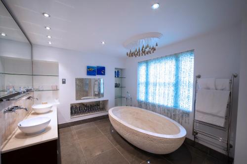 Cotswold House Hotel and Spa - A Bespoke Hotel - Dining Experiences