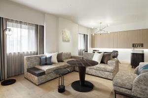 Courtyard by Marriott Tokyo Ginza Hotel - Room Comfort and Amenities