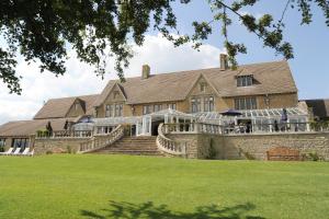 Cricklade House Hotel, Sure Hotel Collection by Best Western - Amenities and Services