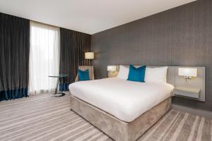 Crowne Plaza Newcastle - Stephenson Quarter, an IHG Hotel - Spacious Rooms and Luxury Amenities