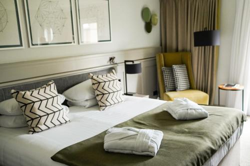 De Vere Cranage Estate - Dining Options