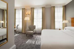 Delta Hotels by Marriott Birmingham - Dining Options