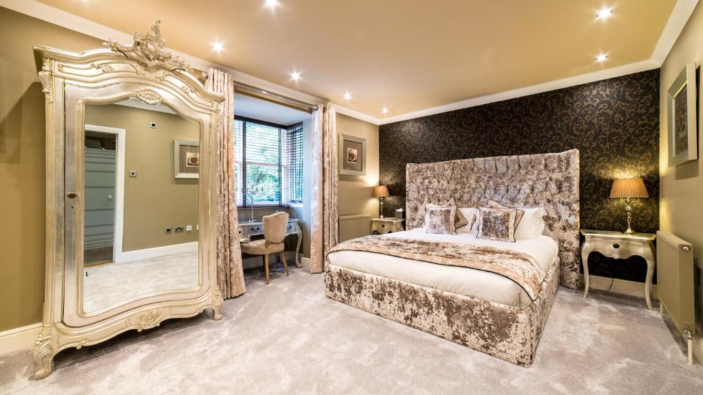 Derby Manor - Amenities and Facilities