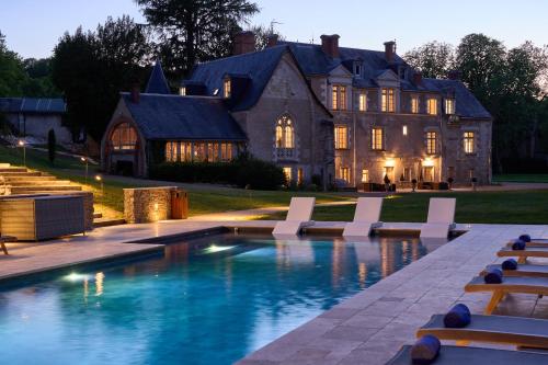 Domain of the Commandery of Ballan - Outdoor Facilities and Activities