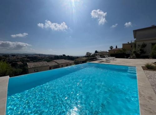 DOMAINE LOU BEL AZUR - Between Sky and Earth - Guest Experiences