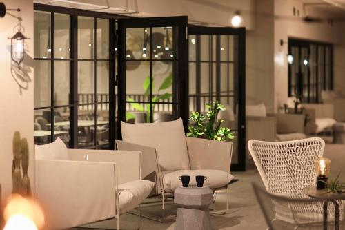 Dotombori Crystal Hotel 3 - Guest Reviews and Experiences