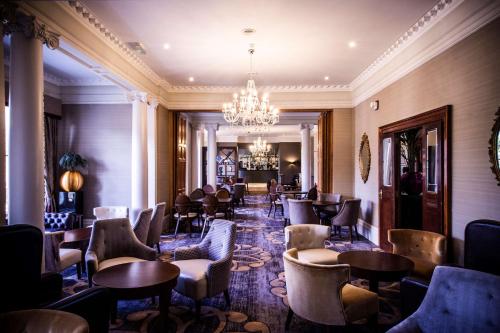 DoubleTree by Hilton Cheltenham - Dining Options