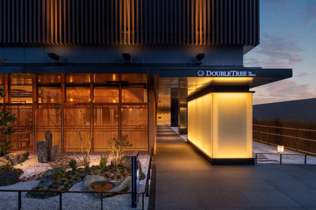 DoubleTree by Hilton Kyoto Station - Guest Reviews and Feedback