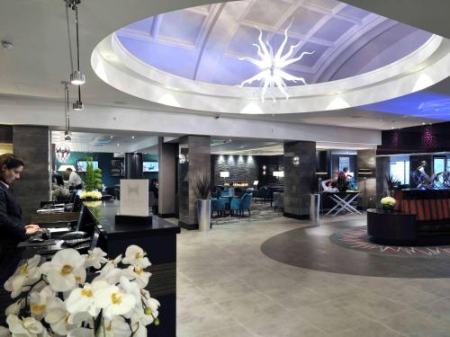 DoubleTree by Hilton London – West End - Dining Options