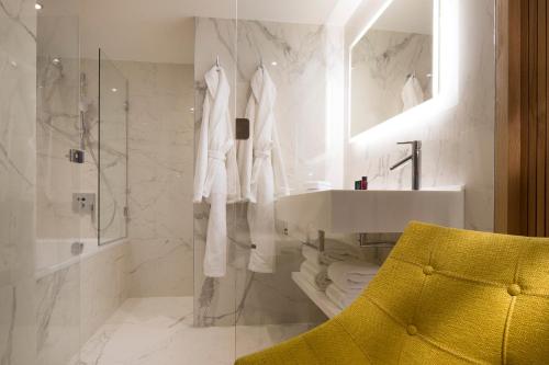 Drawing Hotel - Facilities and Services