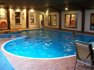 Elstead Hotel - Guest Ratings and Feedback