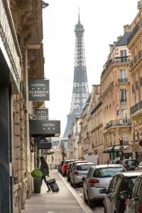 Elysées Union - About Staying Here