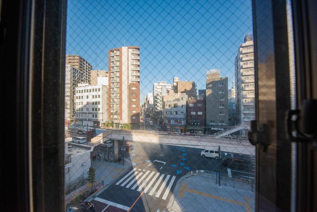 Entrance Valley Wind House - Property Overview