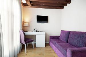 Exe Paris Centre - Accommodations and Amenities