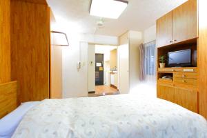 FLEXSTAY INN Nakanobu - Kitchen and Dining
