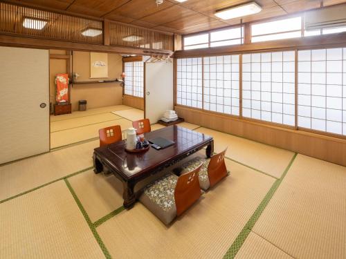 Fujiya Ryokan - Facilities and Amenities