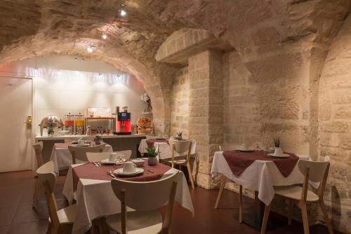 Gaillon Opera Hotel - Guest Ratings and Reviews