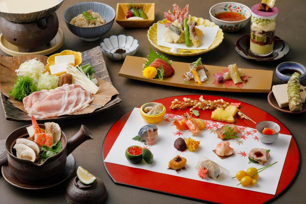 Gion Ryokan Karaku - Dining Experience