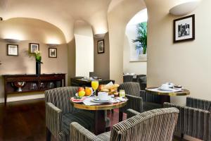 Golden Tulip Washington Opera - Exploring Nearby Attractions