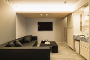 GRAND BASE Yakuin Odori - Property Services
