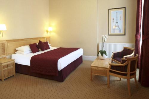Grange Buckingham Hotel - Dining Options and Breakfast