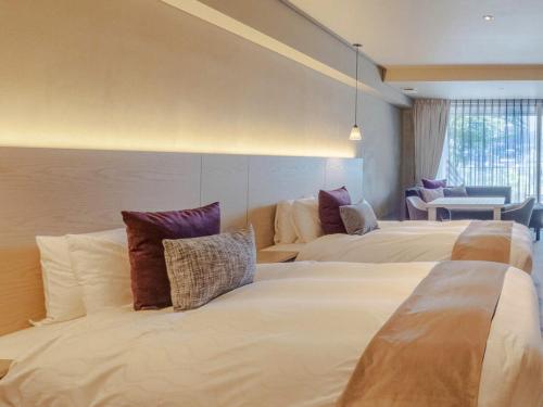 HAKONE NICA Review - Accommodation Options