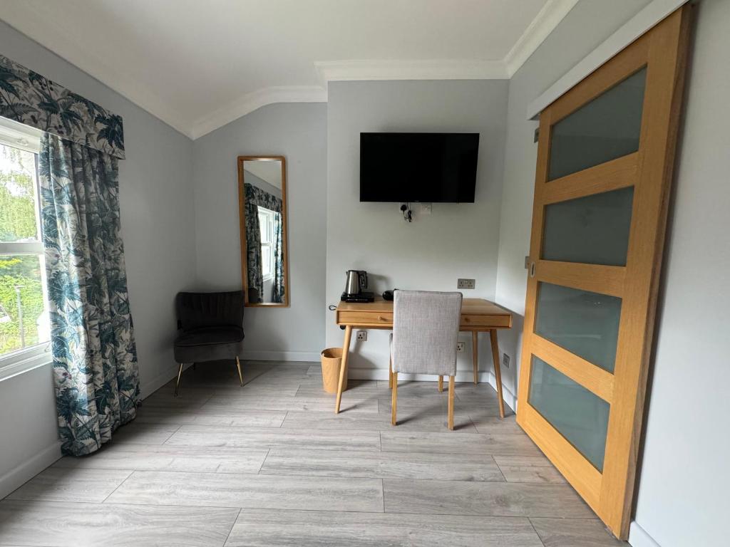 Hamilton Court Hotel - Exceptional Amenities