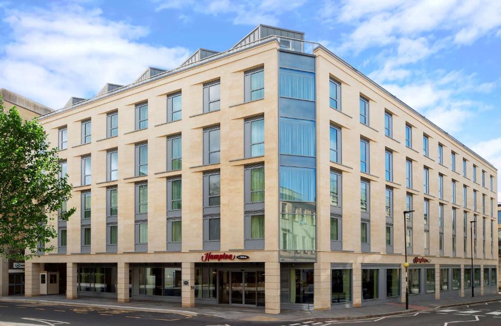 Hampton By Hilton Bath City - Guest Experiences