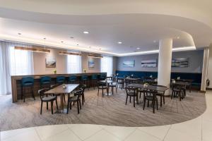 Hampton by Hilton Bournemouth - Dining Options