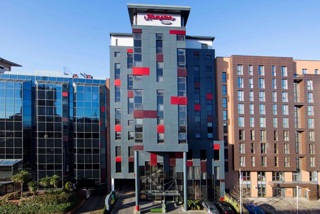 Hampton by Hilton London Croydon - Exceptional Amenities