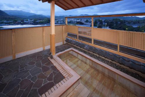Hanaikada - Types of Accommodation
