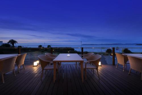 Hanashibuki - Room Features and Amenities
